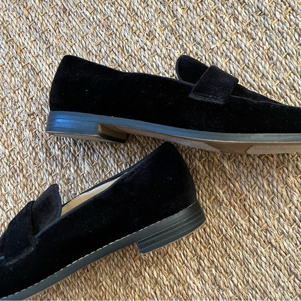 Women's Franco Sarto Black Velvet Loafers - Picture 6 of 6